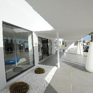 Saint George Hotel Лардос Экстерьер фото